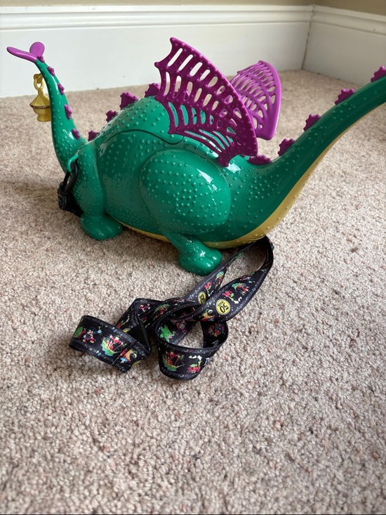 DISNEY Elliott Pete’s Dragon Light Up Popcorn Bucket limited edition collectors - Picture 4 of 9